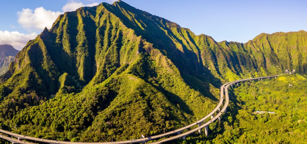 Kualoa Ranch in Oʻahu. Photo from Shutterstock. Culinary tour of oʻahu